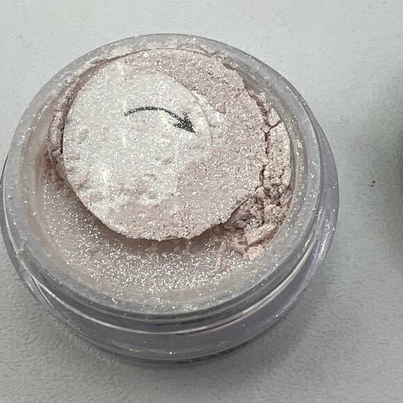 bareMinerals EyeColor Shadow SATURDAY Pink Shimmer .01 oz .28 g NEW - Picture 1 of 4